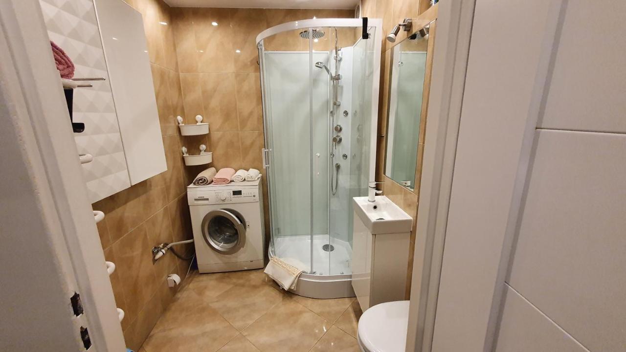 Spokojna Apt คาโตวีตเซ ภายนอก รูปภาพ